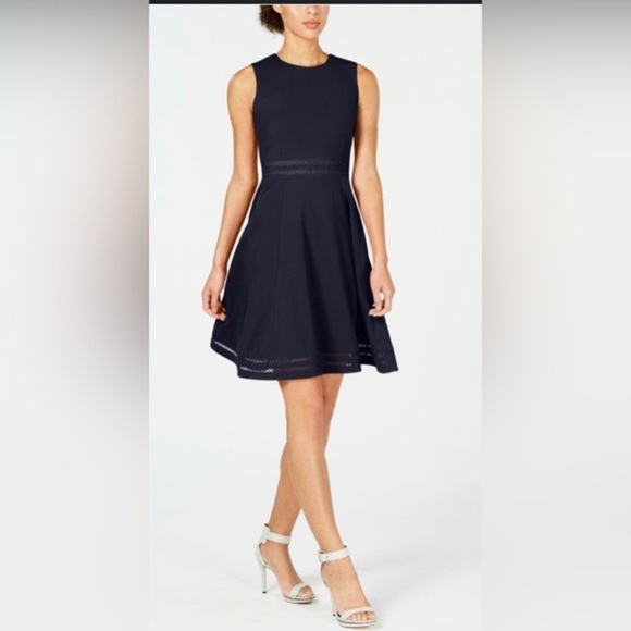 Calvin Klein navy blue lace illusion trim fit & flare sheath dress size 8 petite - Picture 4 of 5